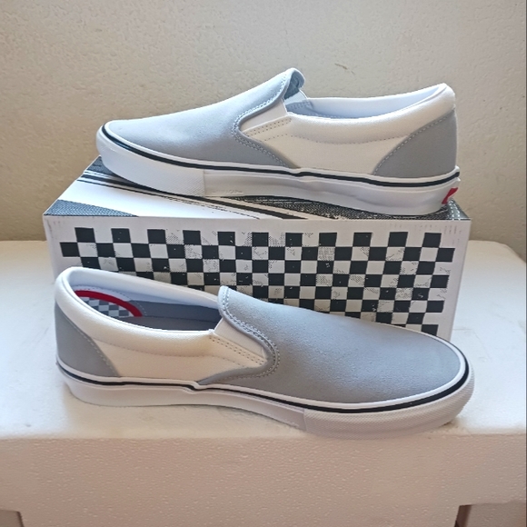 Vans - Picture 4 of 4